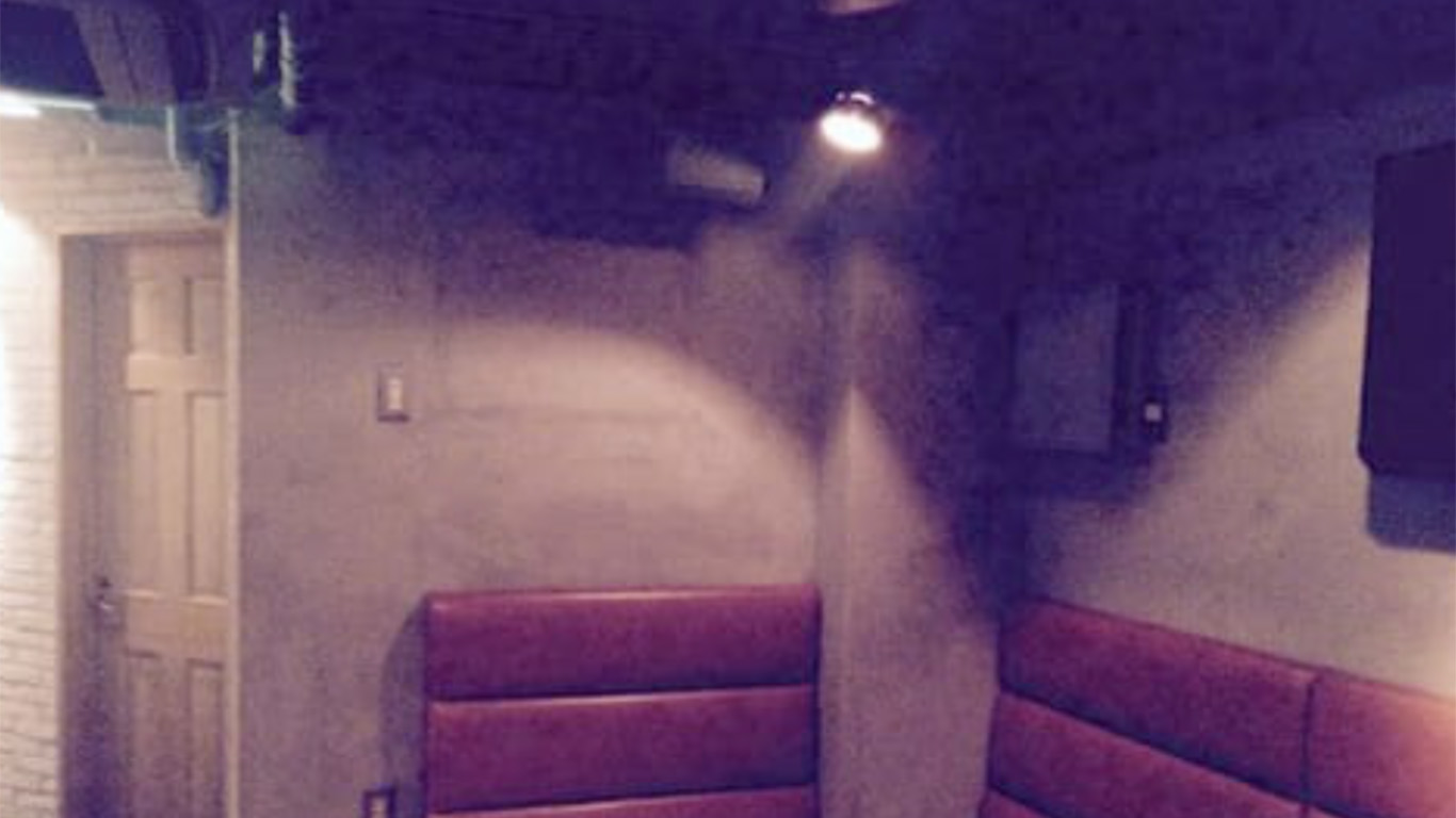 渋谷のラウンジ、ビット「BIT」の店内画像